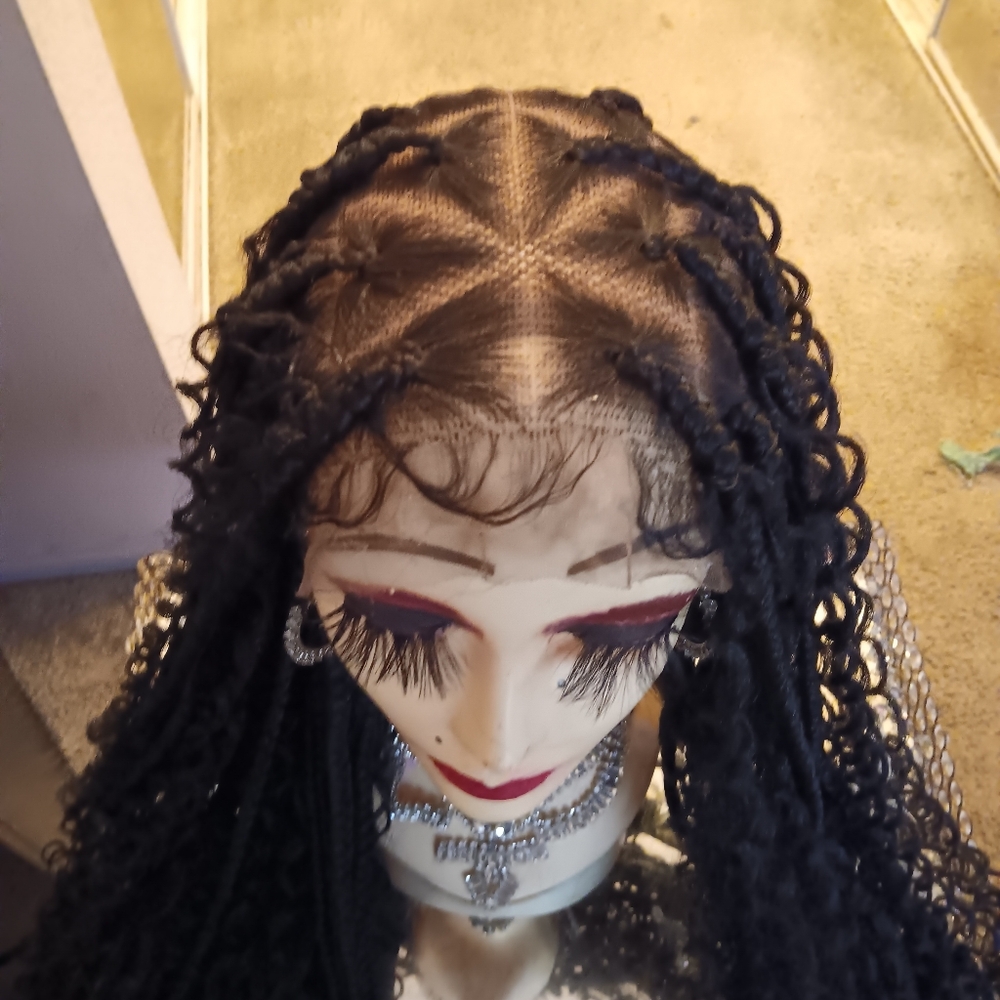 Wig - Picture 5 of 5